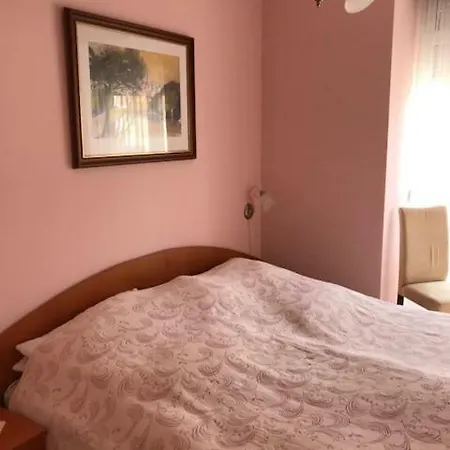 Klára Appartman Apartamento *